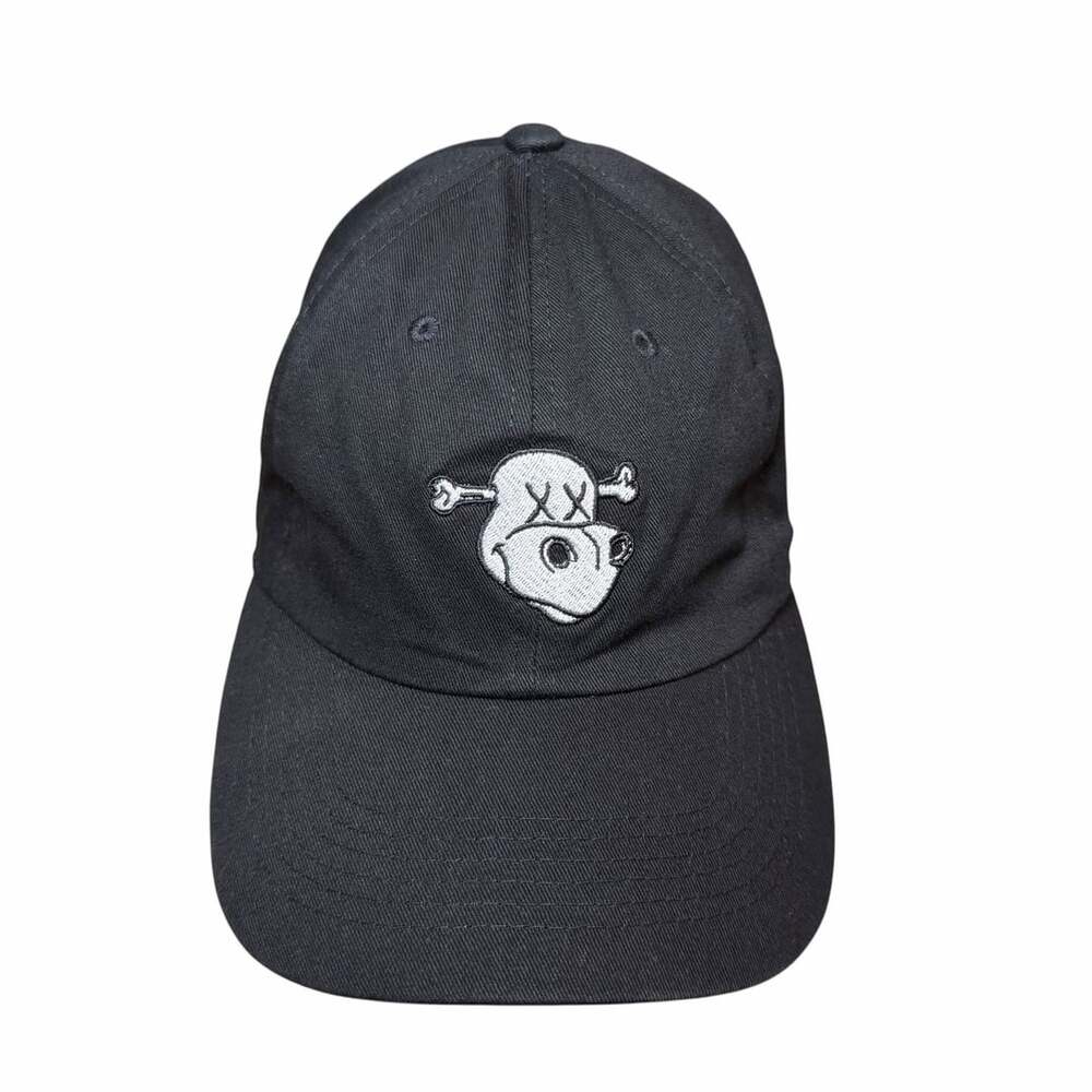 Family Guy Stewie Crossed Bones Black Baseball Cap Hat
